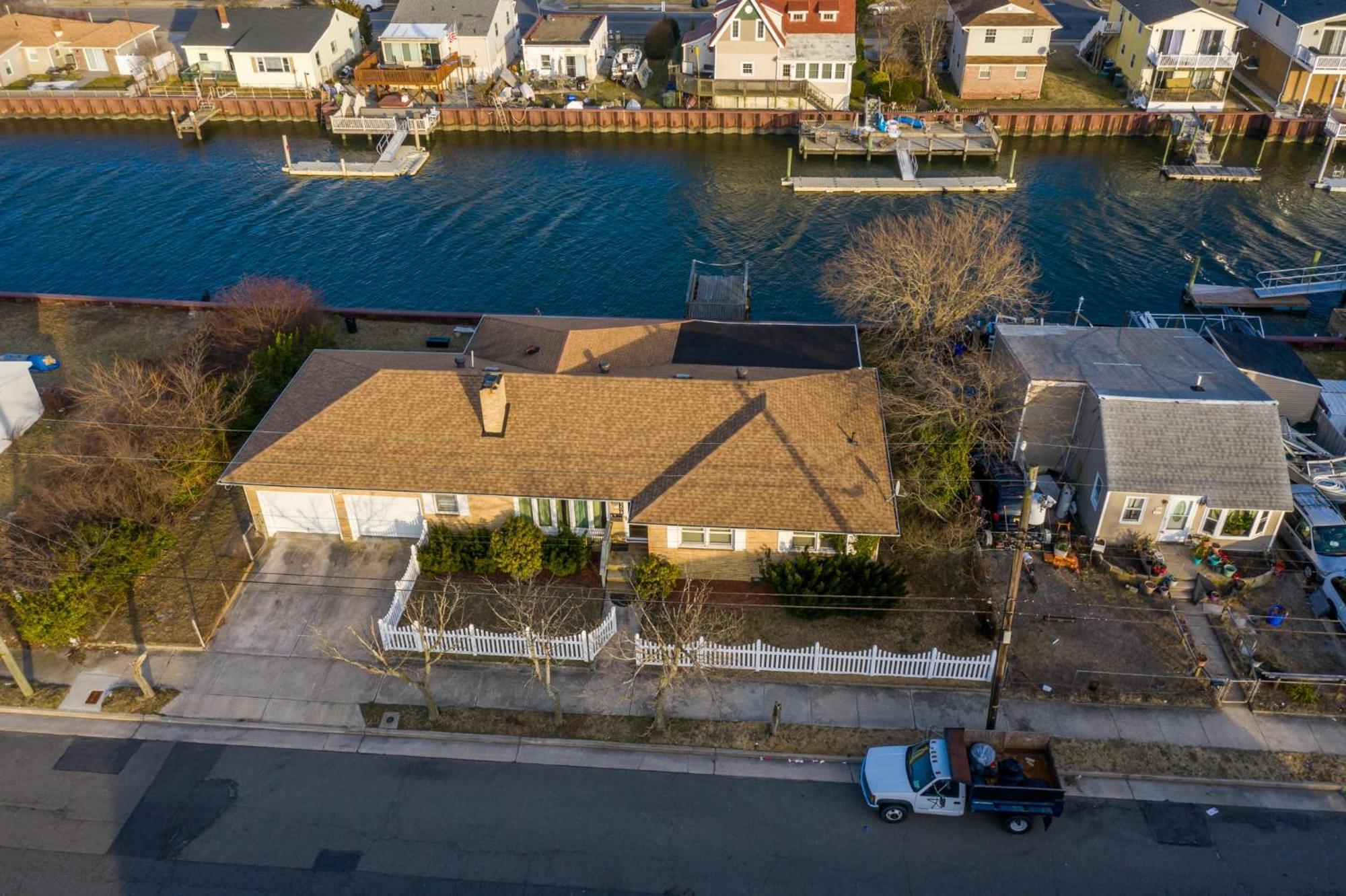 Spacious Waterfront Atlantic Living With Rec * Atlantic City
