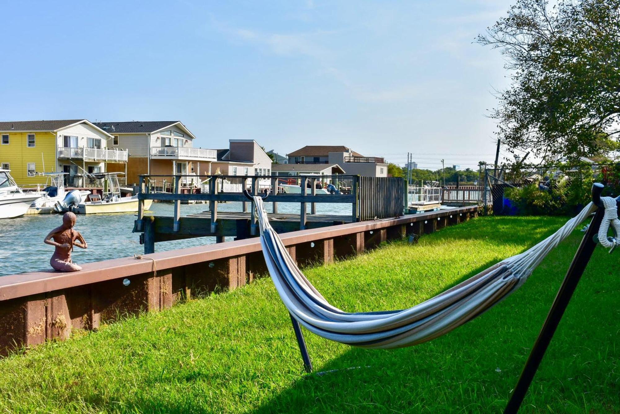 Holiday home Spacious Waterfront Atlantic Living With Rec
