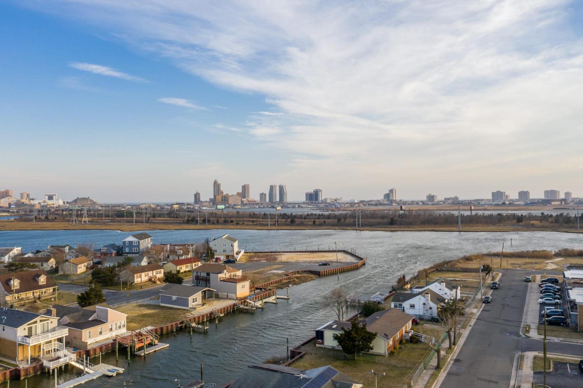 Holiday home Spacious Waterfront Atlantic Living With Rec Atlantic City