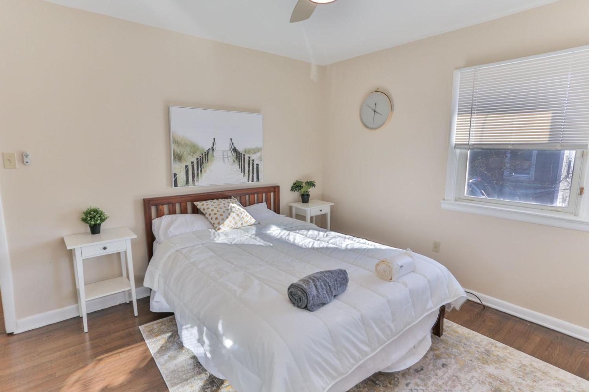 Spacious Waterfront Atlantic Living With Rec *