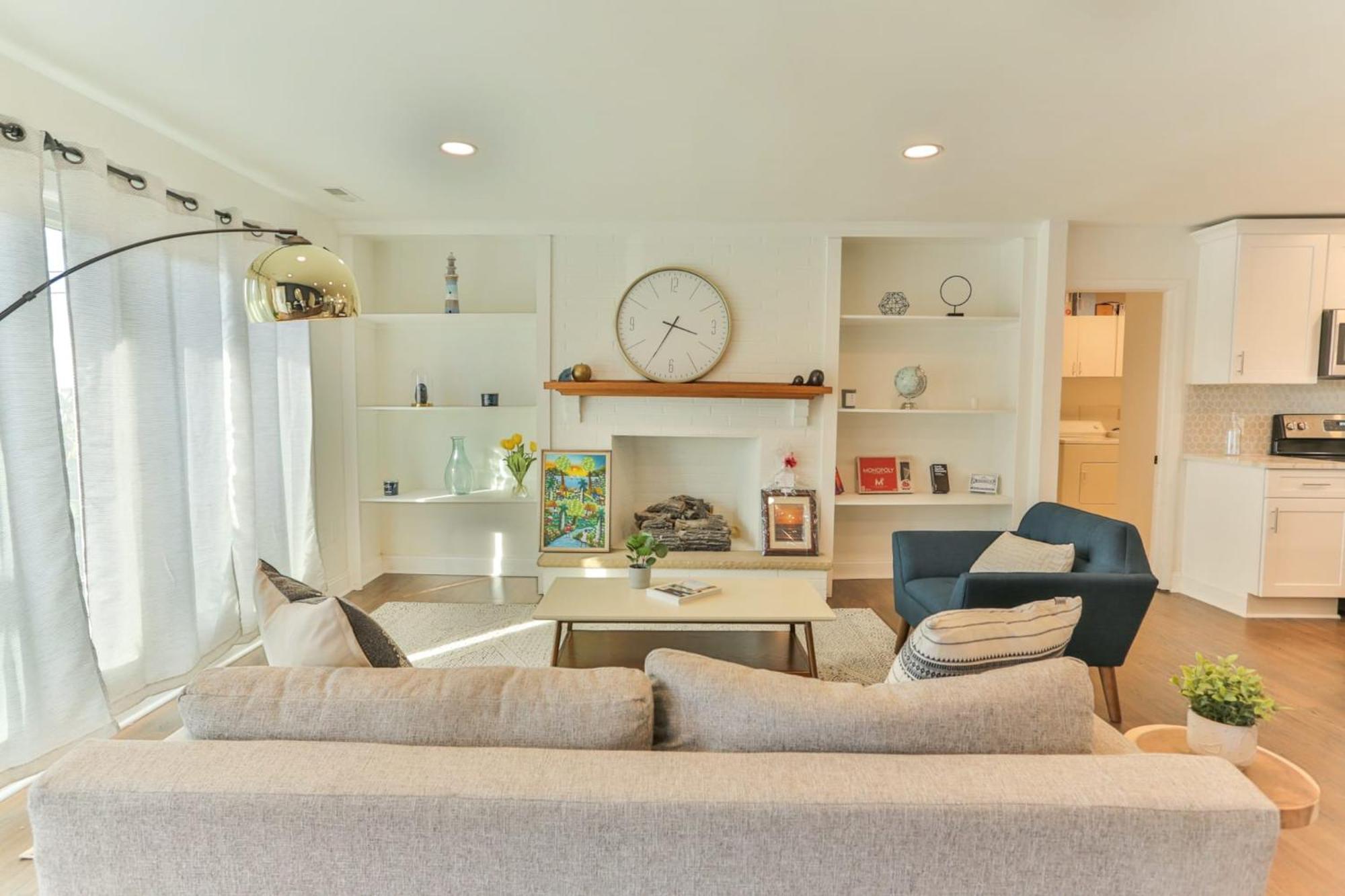 Spacious Waterfront Atlantic Living With Rec Holiday home Atlantic City
