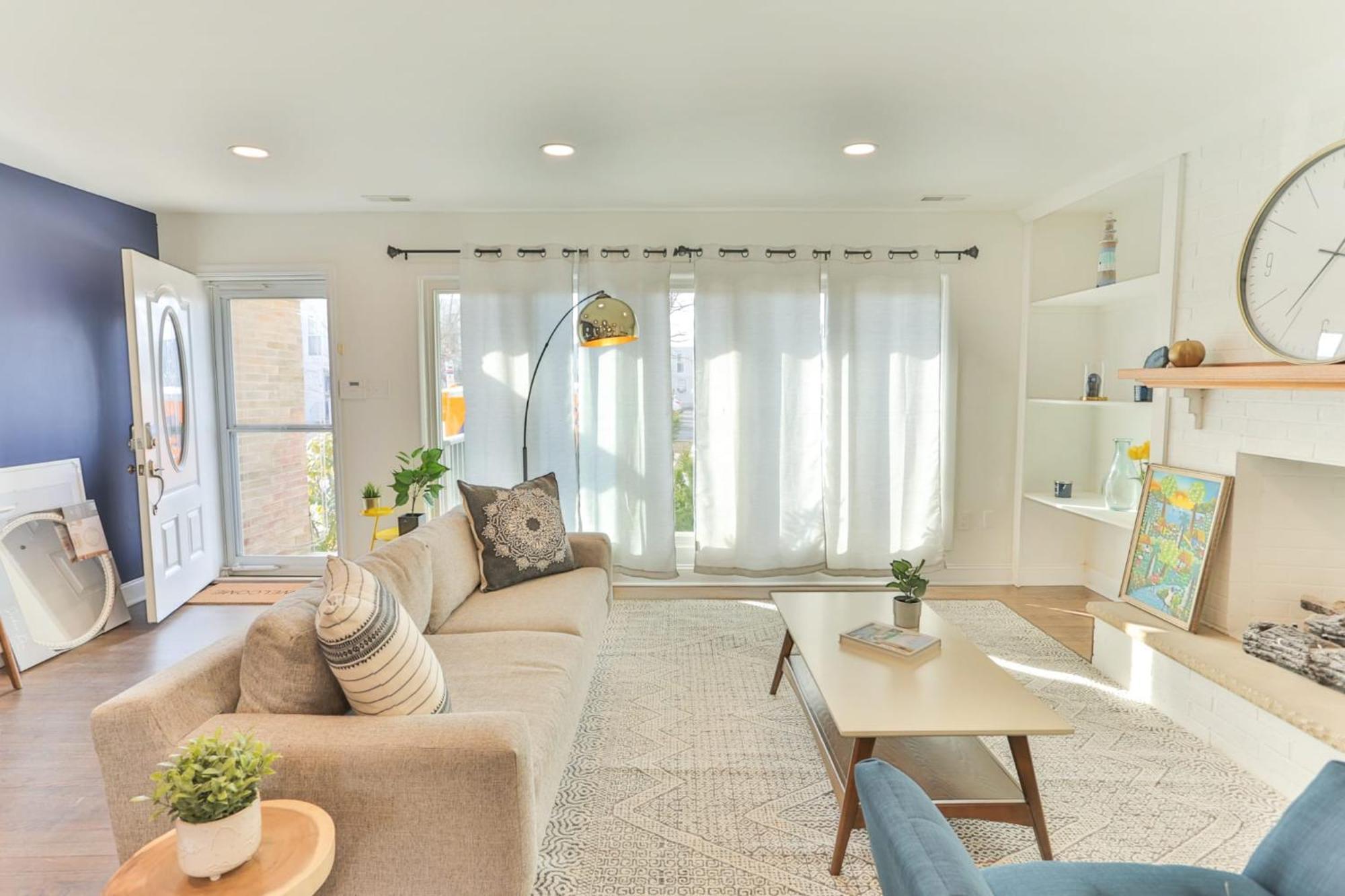 Spacious Waterfront Atlantic Living With Rec Atlantic City